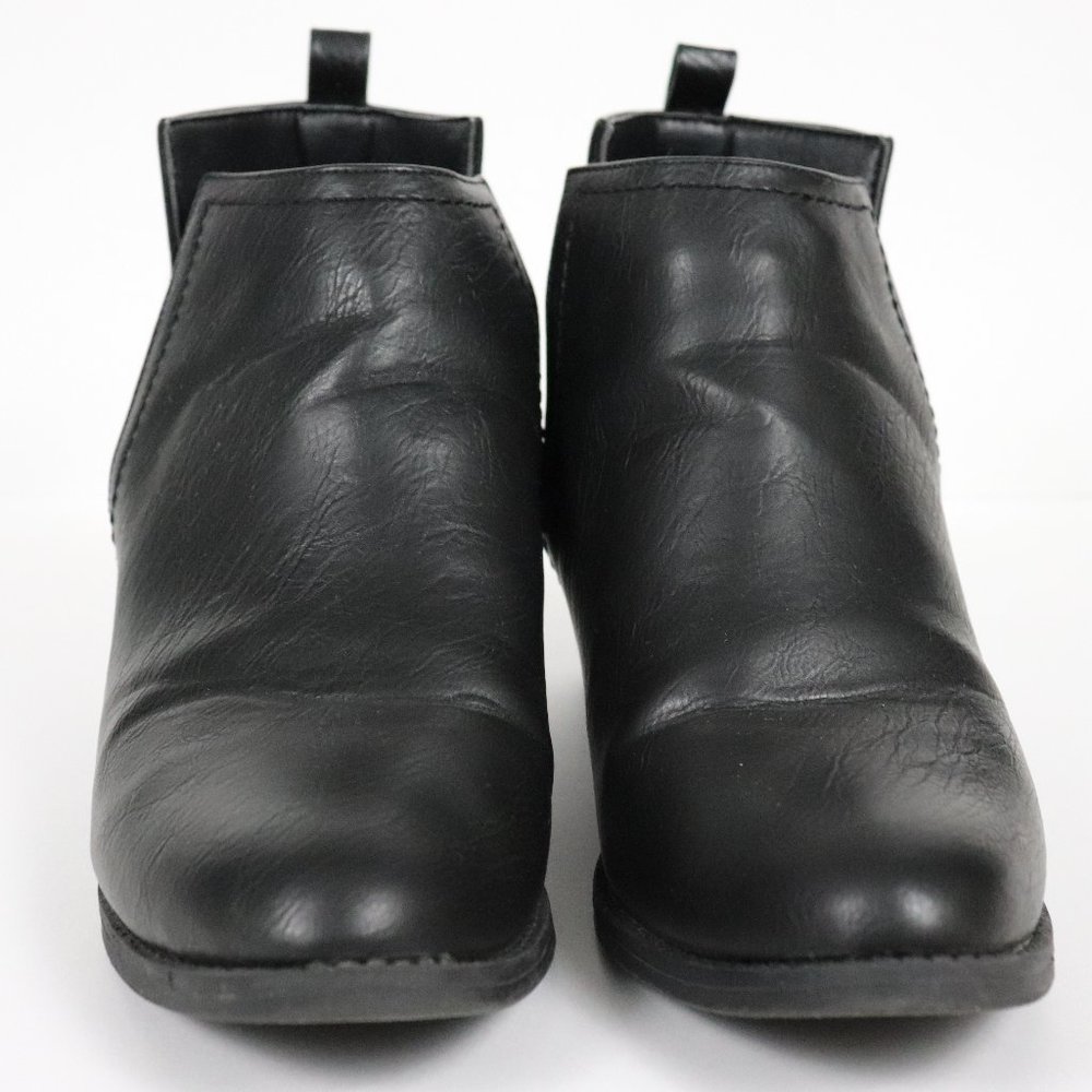 Olivia Miller | Yukon Chunky Heel Bootie - Picture 2 of 7